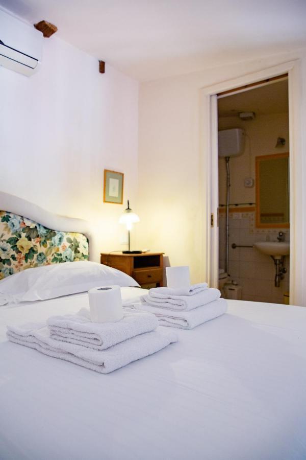 Tranquil Suite Near David Florence Exterior photo